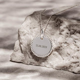 Vintage Coin Anhänger mit Datum & Kette