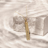 Timeless Tag mit Text & Kette